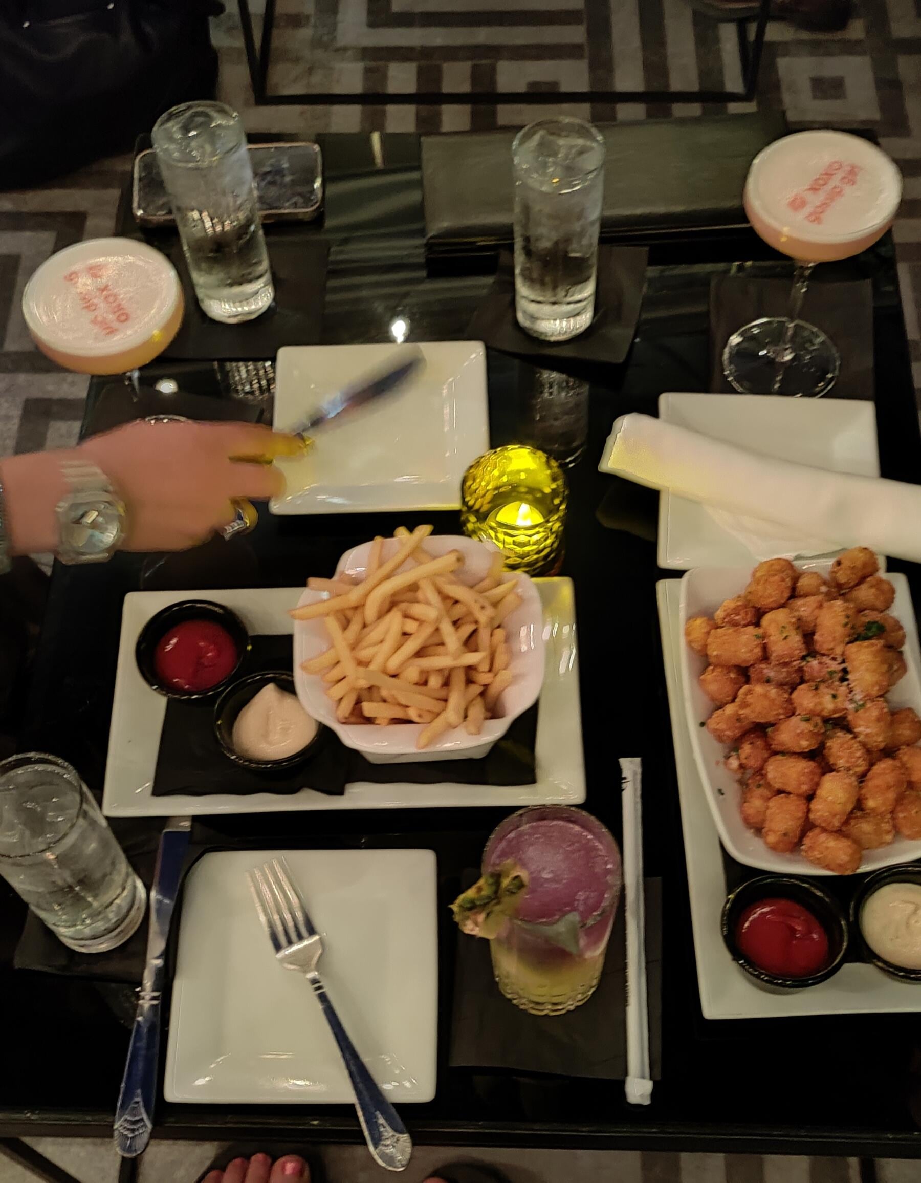 En "lille" snack til en drink på rooftop baren -Man får meget for pengene! 👍🏼