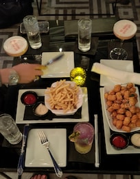 En "lille" snack til en drink på rooftop baren -Man får meget for pengene! 👍🏼