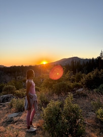 They have a beautiful area called the sunset lookout that also have a cute trail going down.