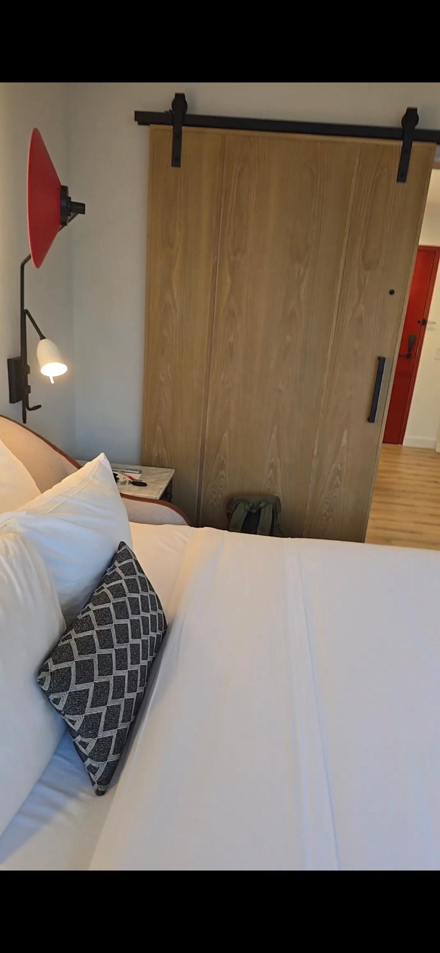 Comfy bed with lights