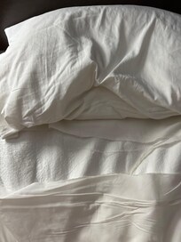 Torn sheets, housekeeping didn’t come in to change the bed after we asked