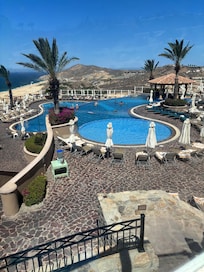 Sky pool