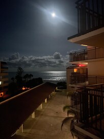 6 AM, fifth floor, rear balcony