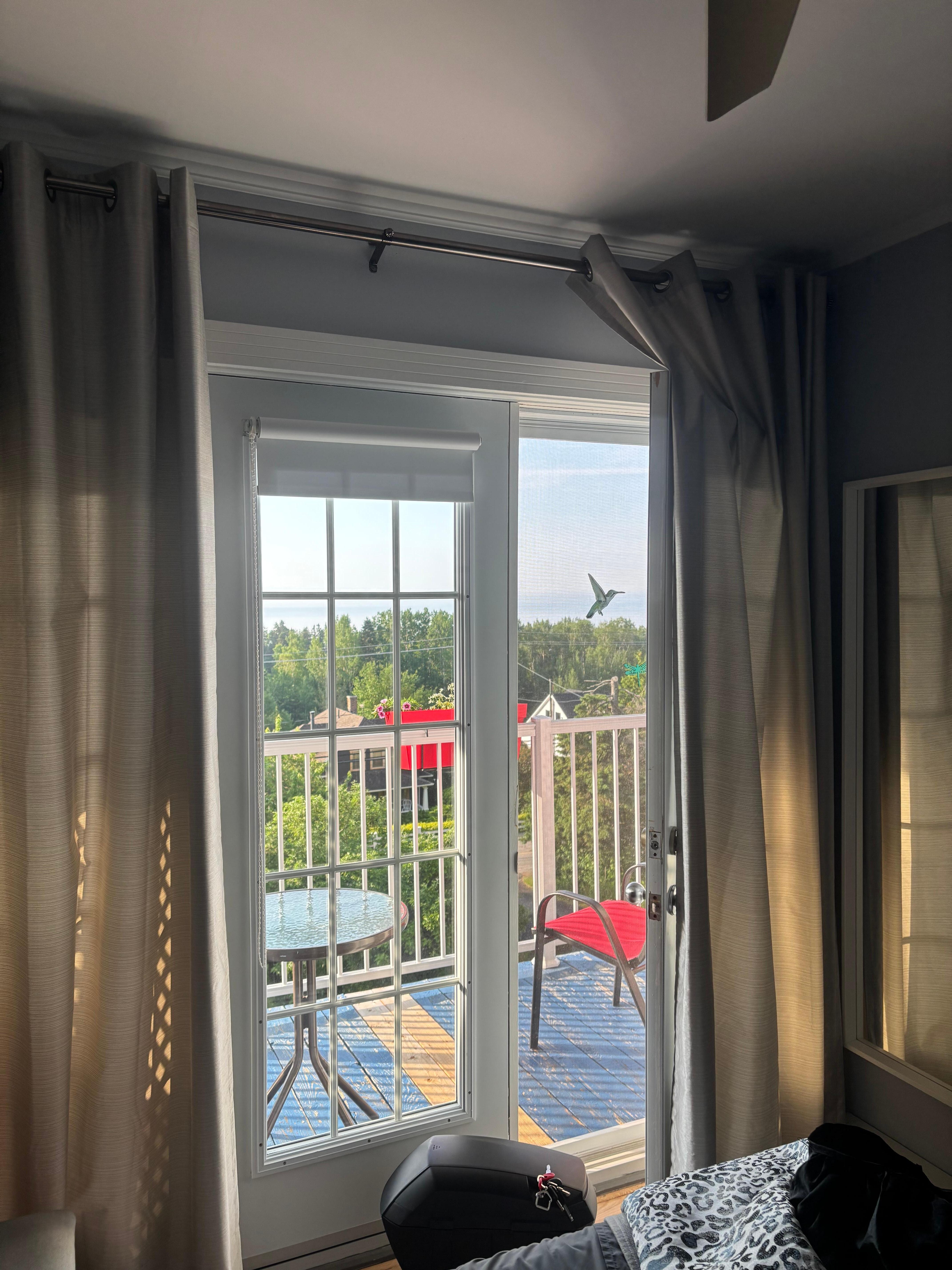 Balcon à la chambre.
