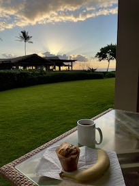 Enjoying a light breakfast. So peaceful!