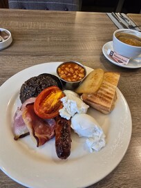 Breakfast (I did a mushroom delete)