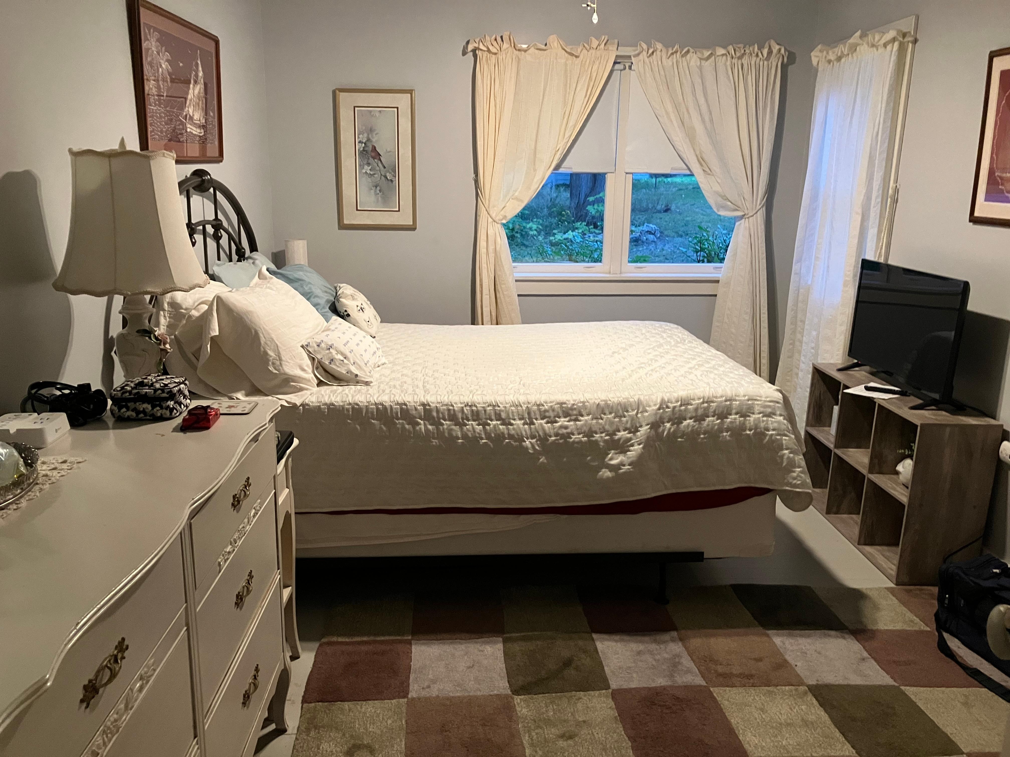 We stayed downstairs. 