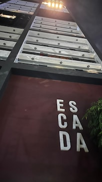 Apartment facade photo