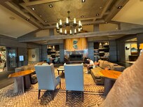 Beautiful lobby!