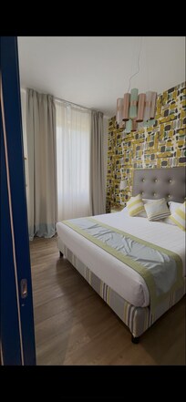 Large bedroom