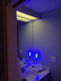 Dim lighting in the bathroom