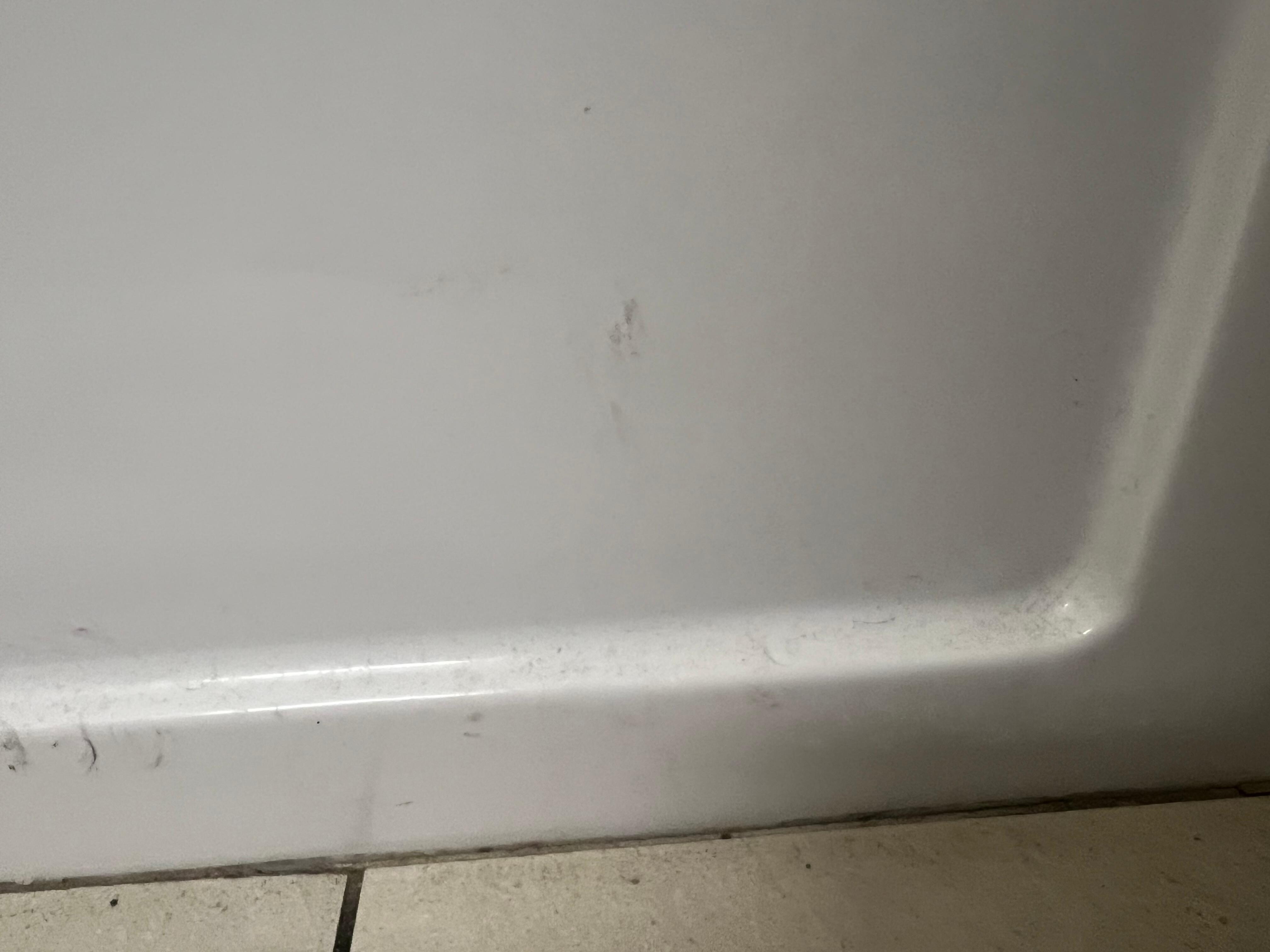 Bath tub side 
