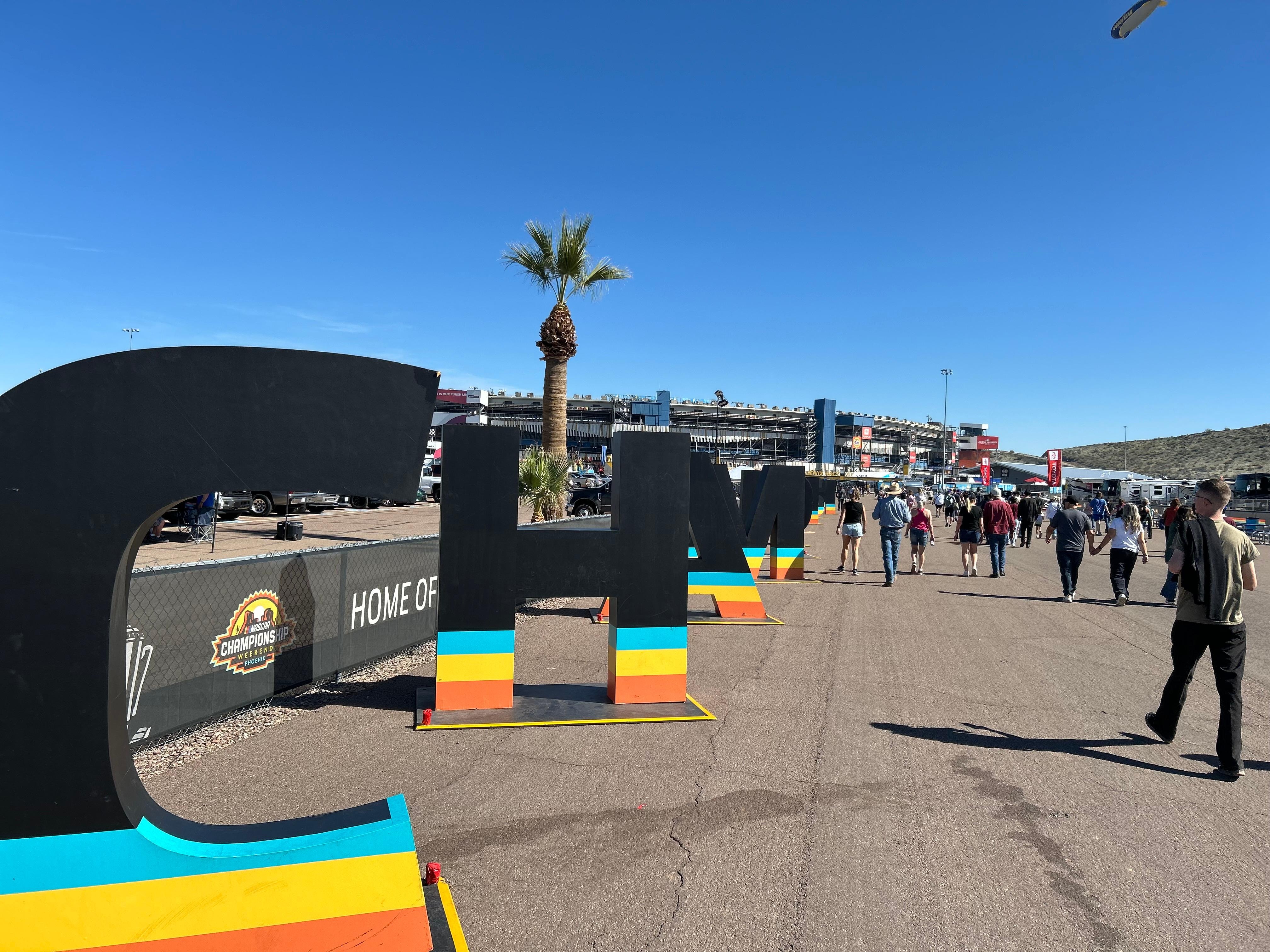 Phoenix Raceway 