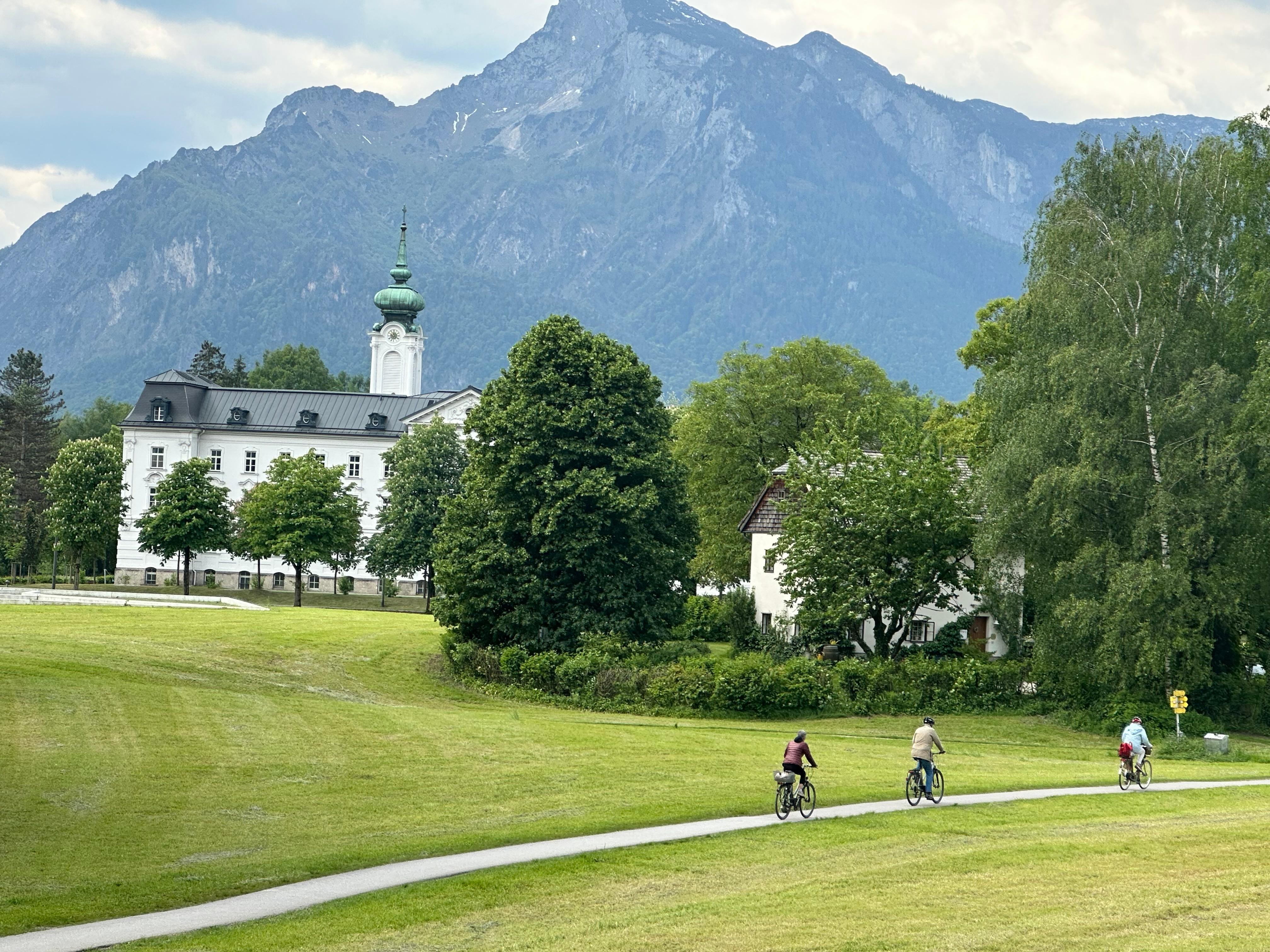 Bike tour