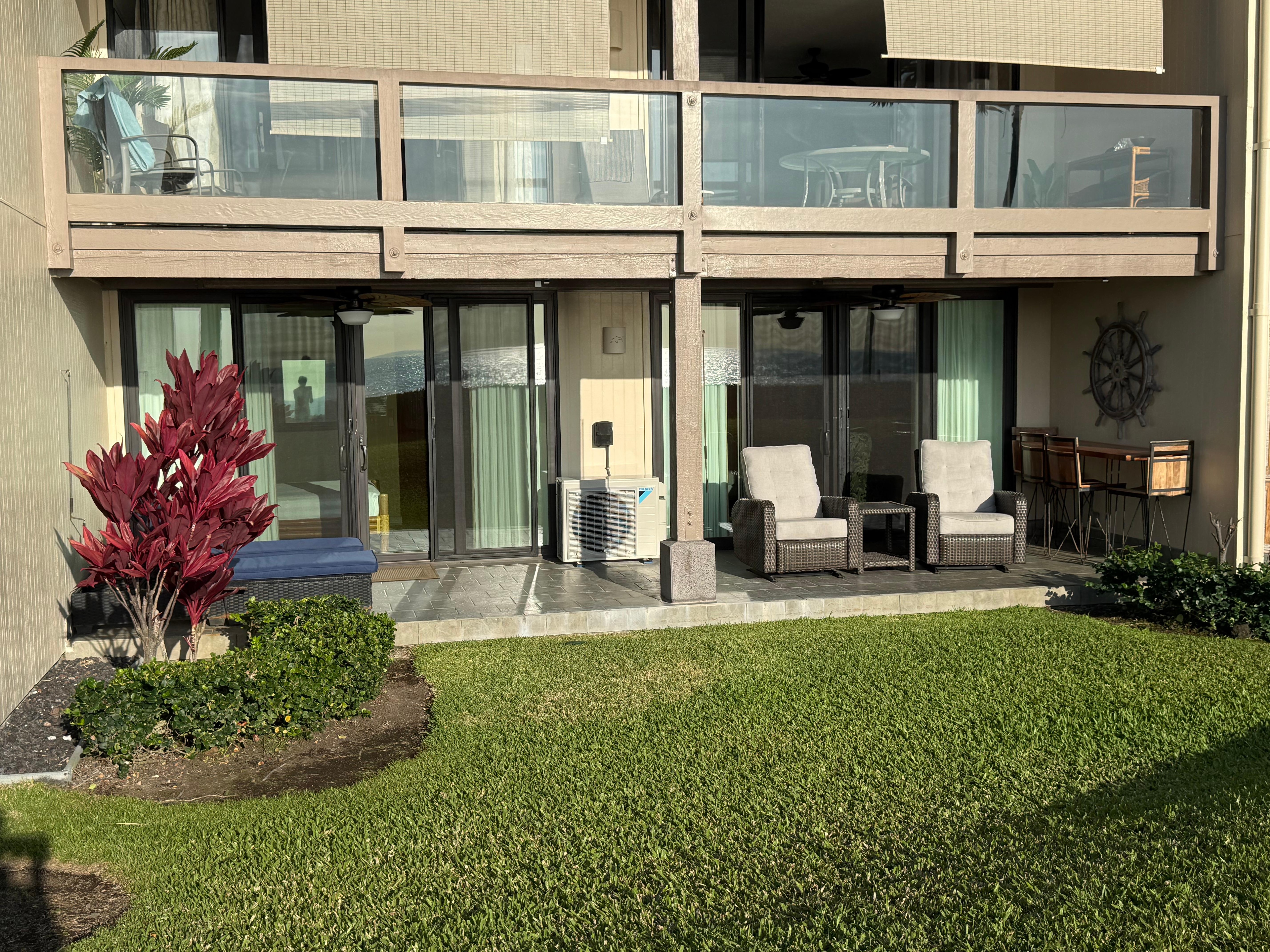 Convenient access to the condo, nice outdoor seating area