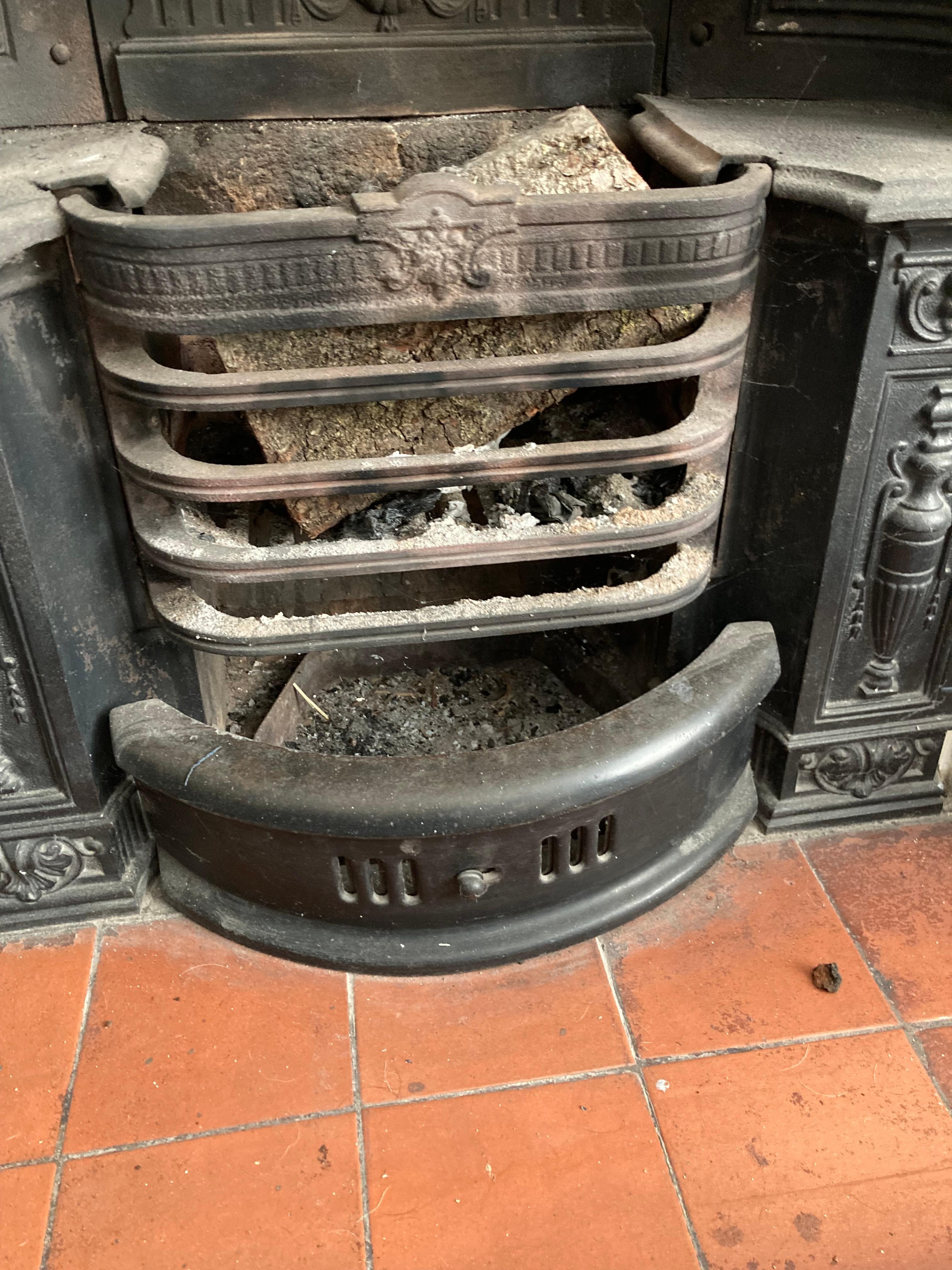 Fire : Not cleaned out since last fire !