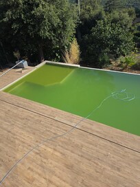 Voilà l'état de la piscine et le piscines du début à la fin