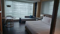 部屋の明かりが少し暗いかなぁと感じました。