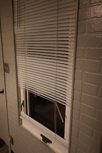 Broken blinds (one of many)