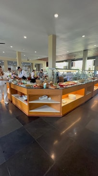 Breakfast is amazing 🤩 fresh and so much choice