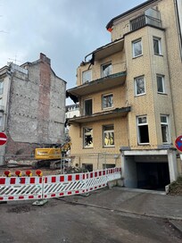 Indgangsparti til garage