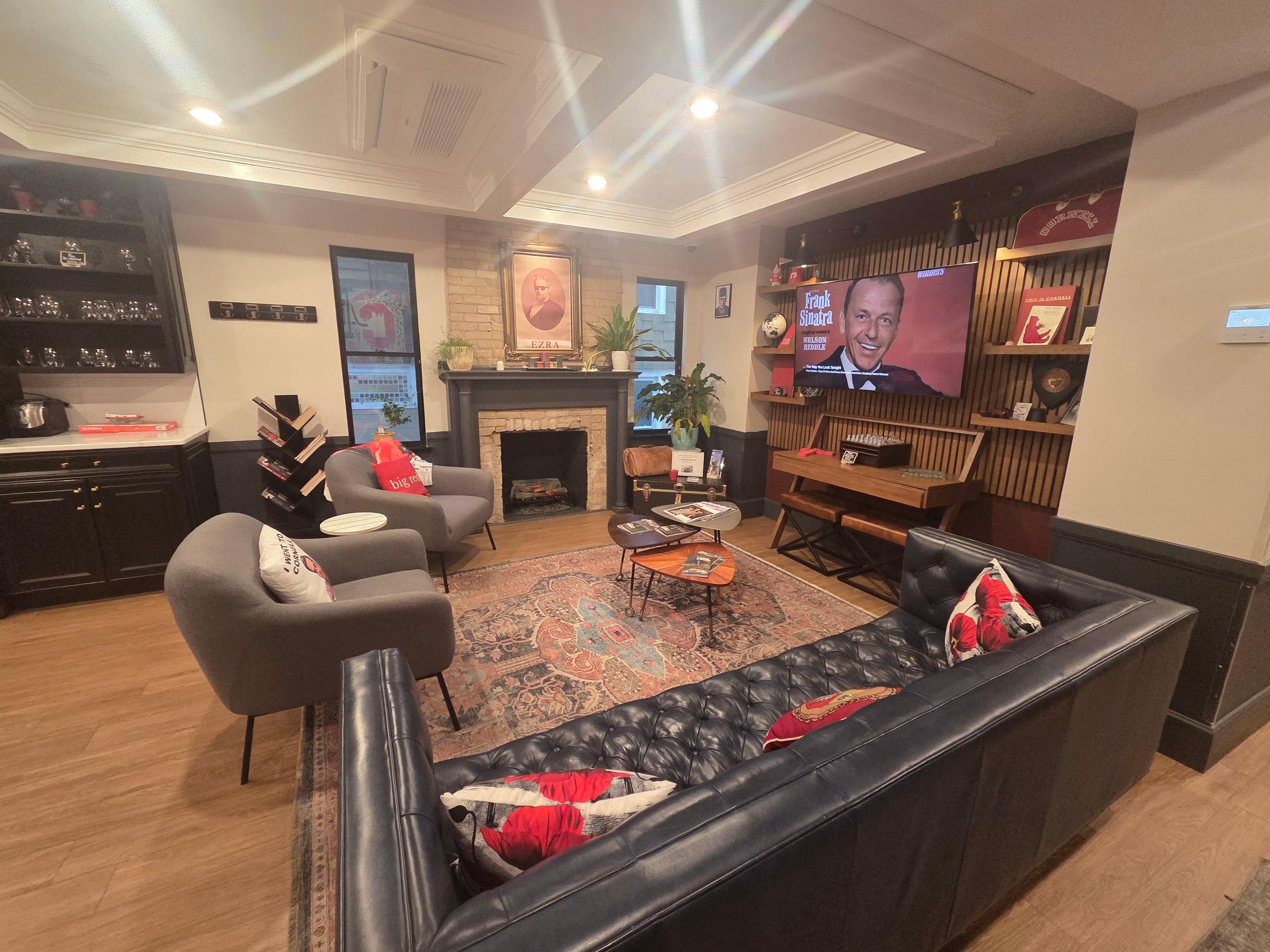 Lobby/ sitting area