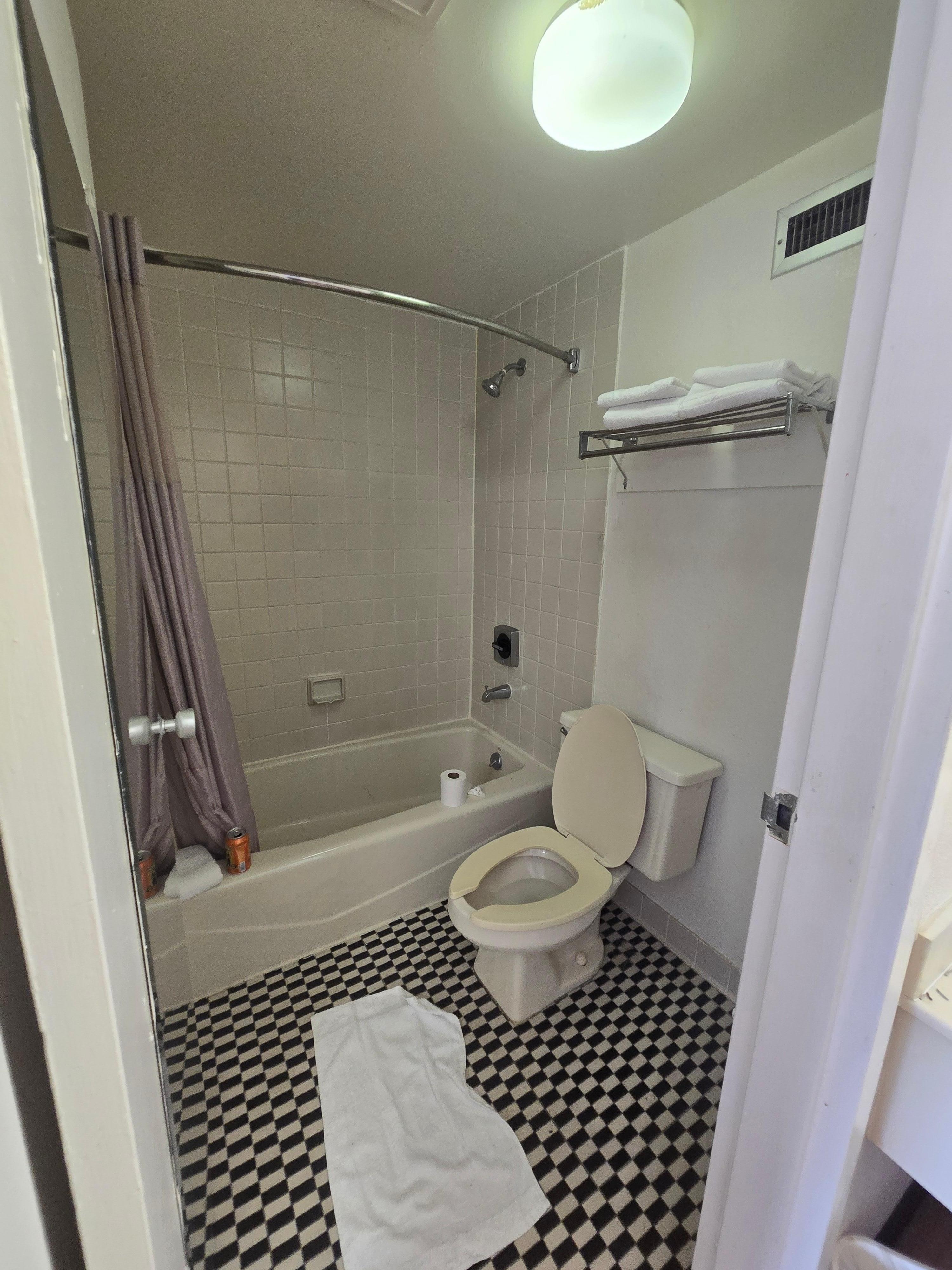 Love the tile on the bathroom florr!