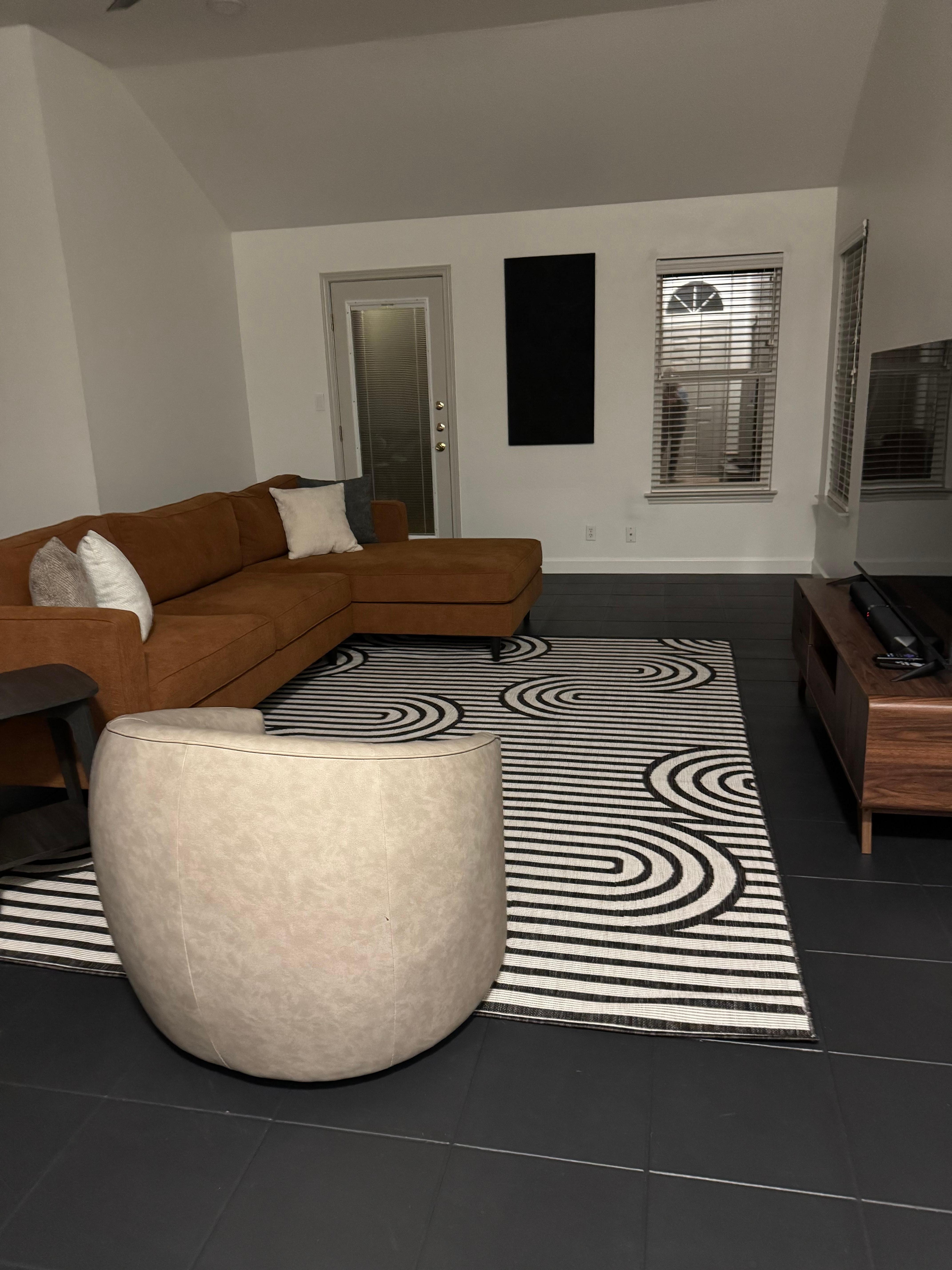 This was how the house looked when I got there, exactly like the description and spotless