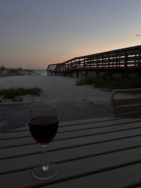 Step right up the back door into the sand, great view