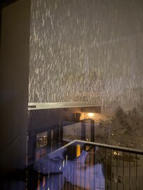 We got lucky two overnight snowfalls of 10”+ while we were there great view of Aspen lights at night