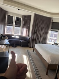 Good window for sunbathing in afternoons for a mid day pick up.