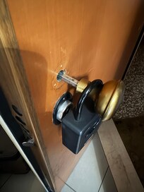 Door knob that greeted us upon arrival