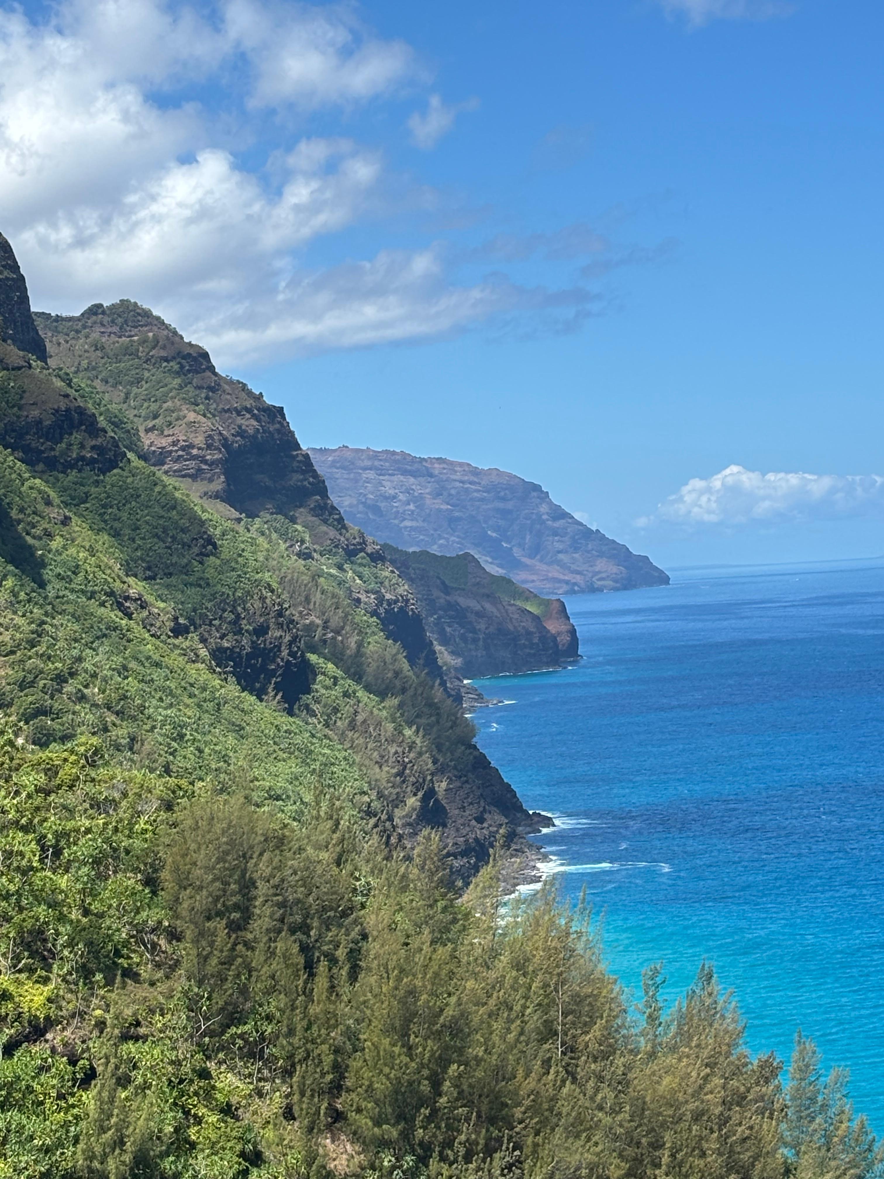 Hike along the NaPali coast