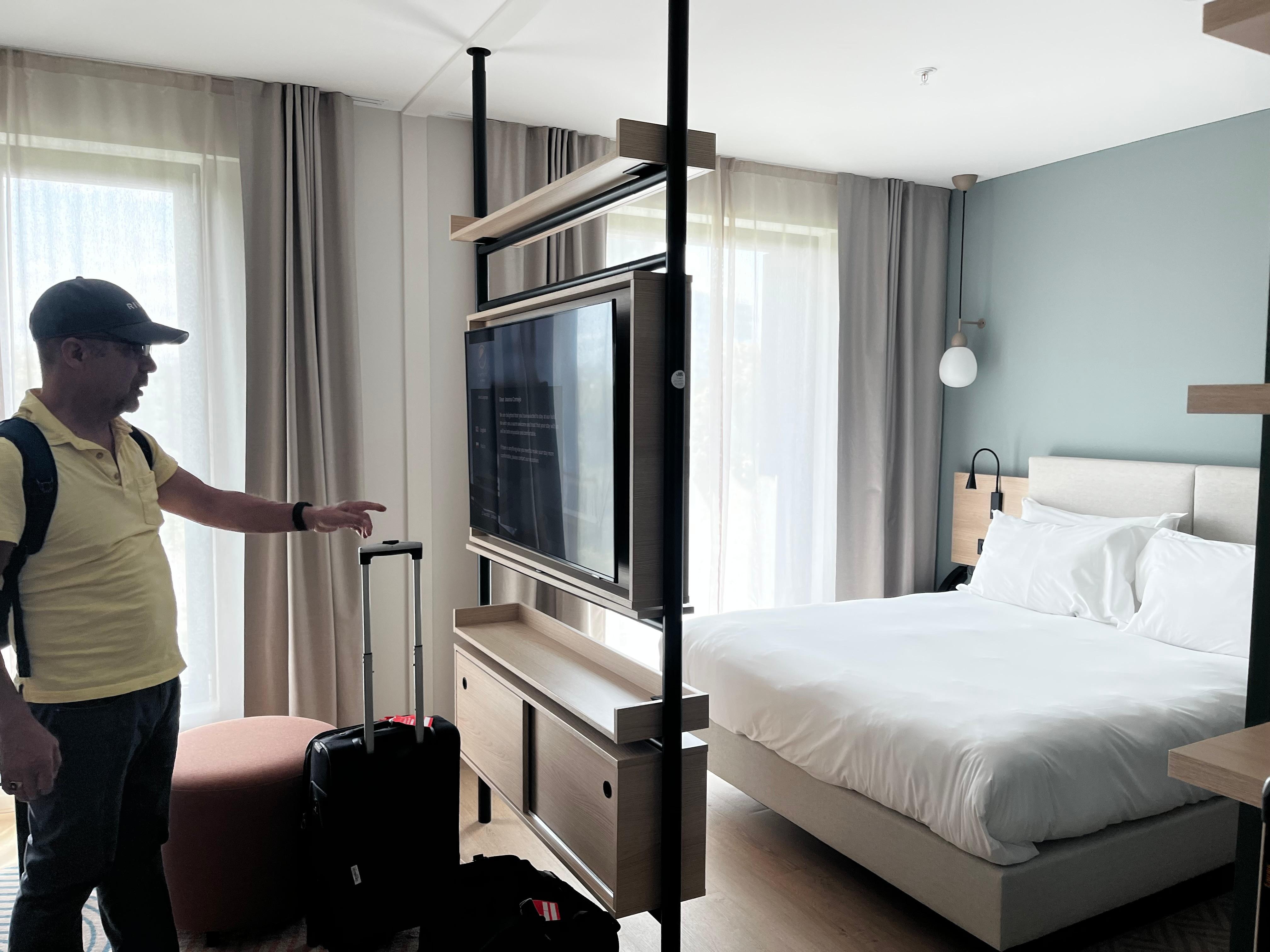 Leaving room/bedroom
