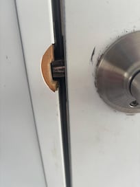 Can't close door to patio