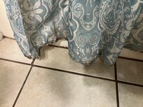 Shower curtain molding