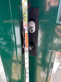 Broken window latch