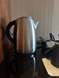 Old kettle!