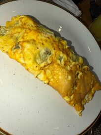 Fresh made omelette, catering to my allergies