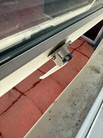 Broken window latch