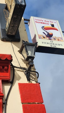 A local pub 3 minutes from the cottage!