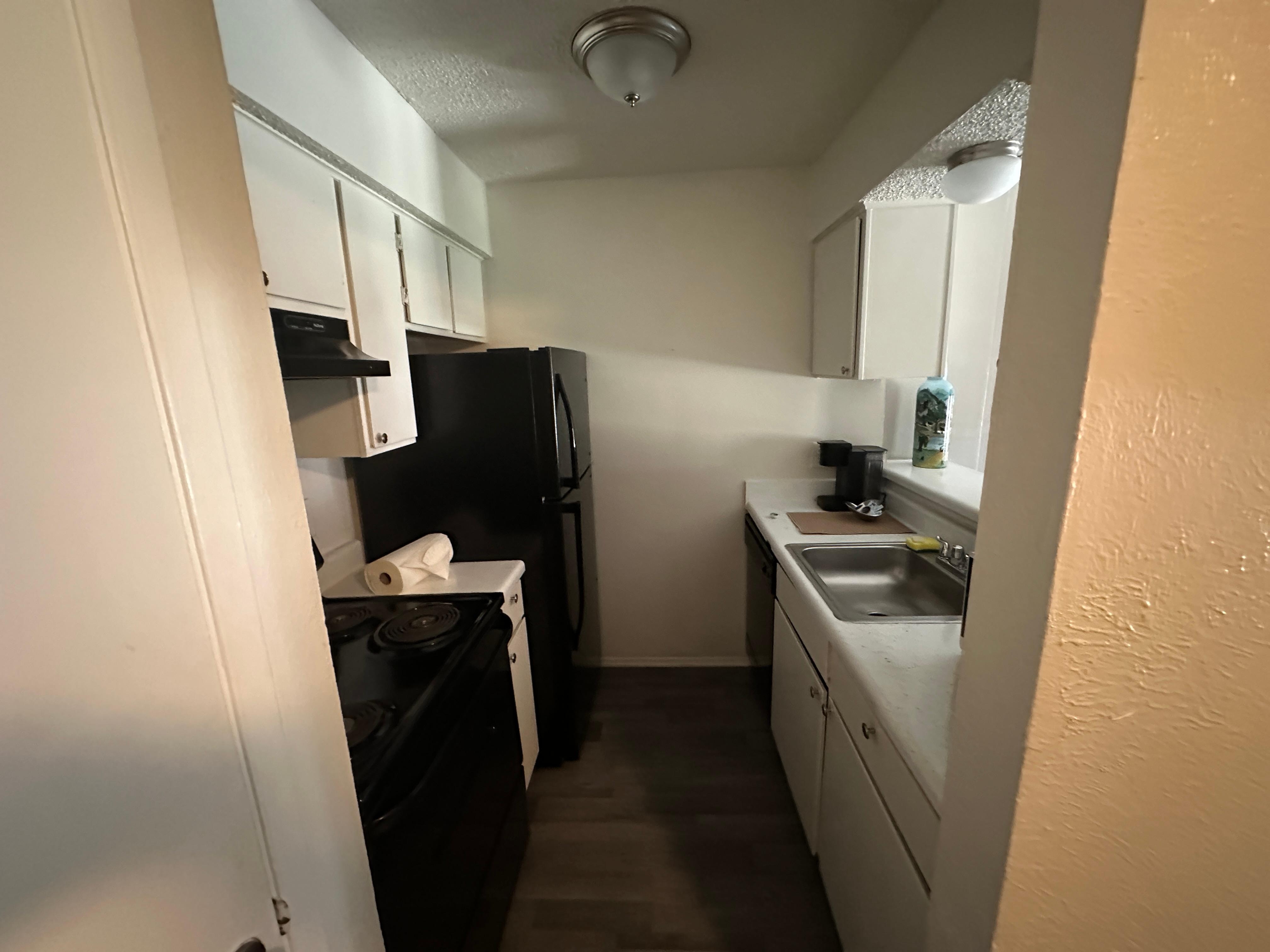 Not the kitchen in the photo of the unit I reserved