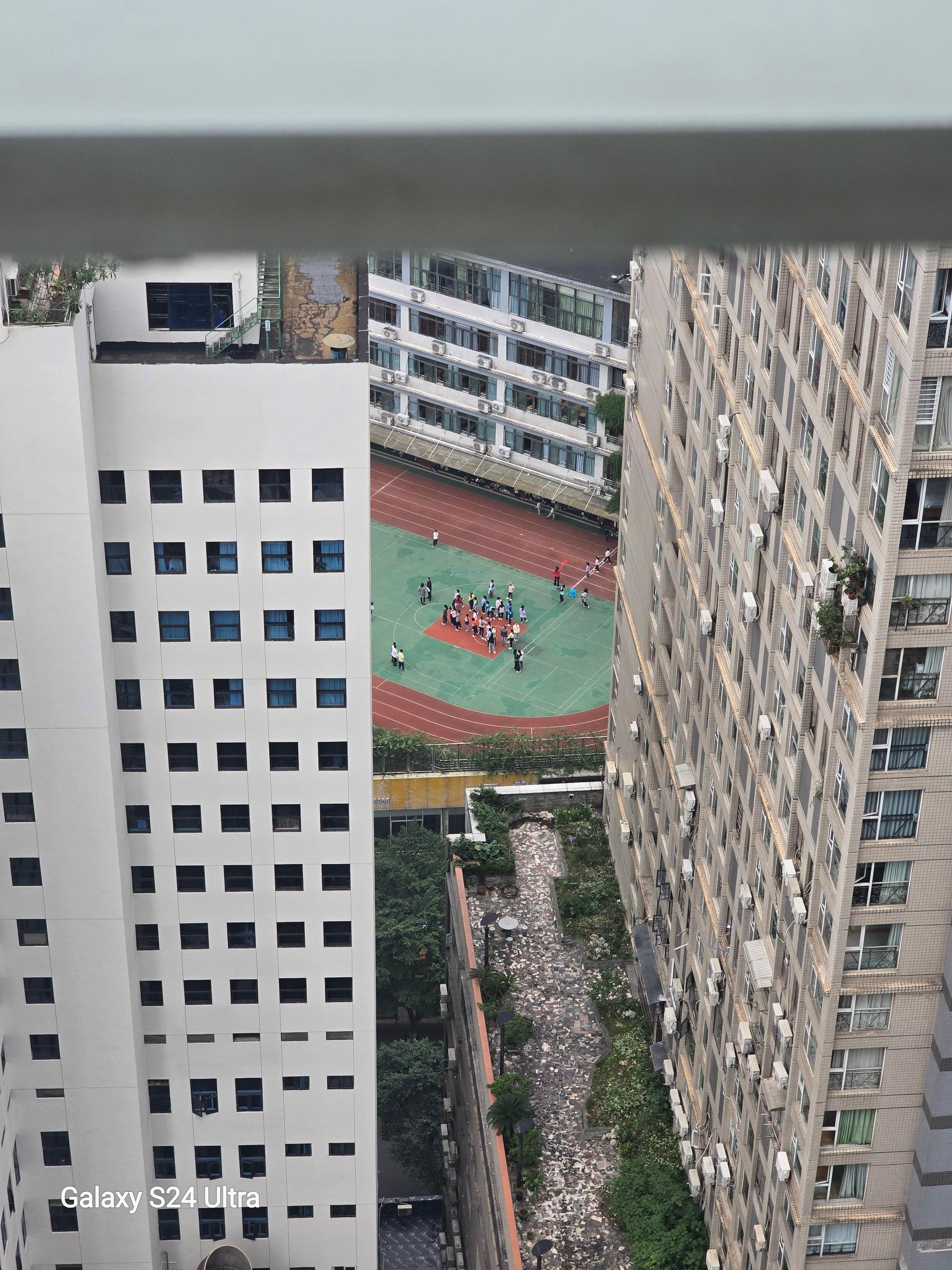 Unfortunately the hotel is located across the way from a school. So if you try to get air in the room at night, in the morning you're going to hear school chants & kids.