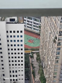 Unfortunately the hotel is located across the way from a school. So if you try to get air in the room at night, in the morning you're going to hear school chants & kids.