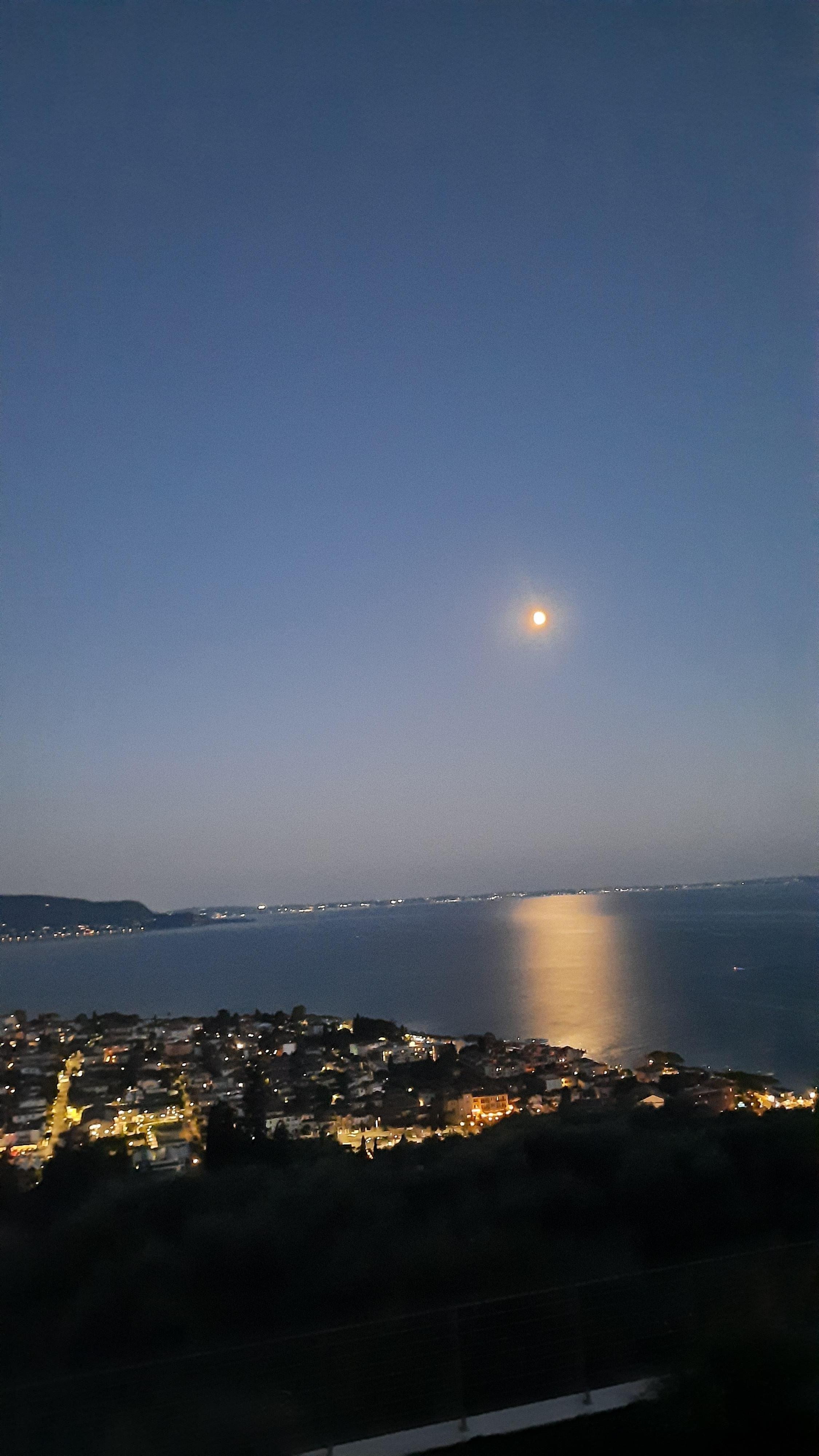 Balkonblick am Abend