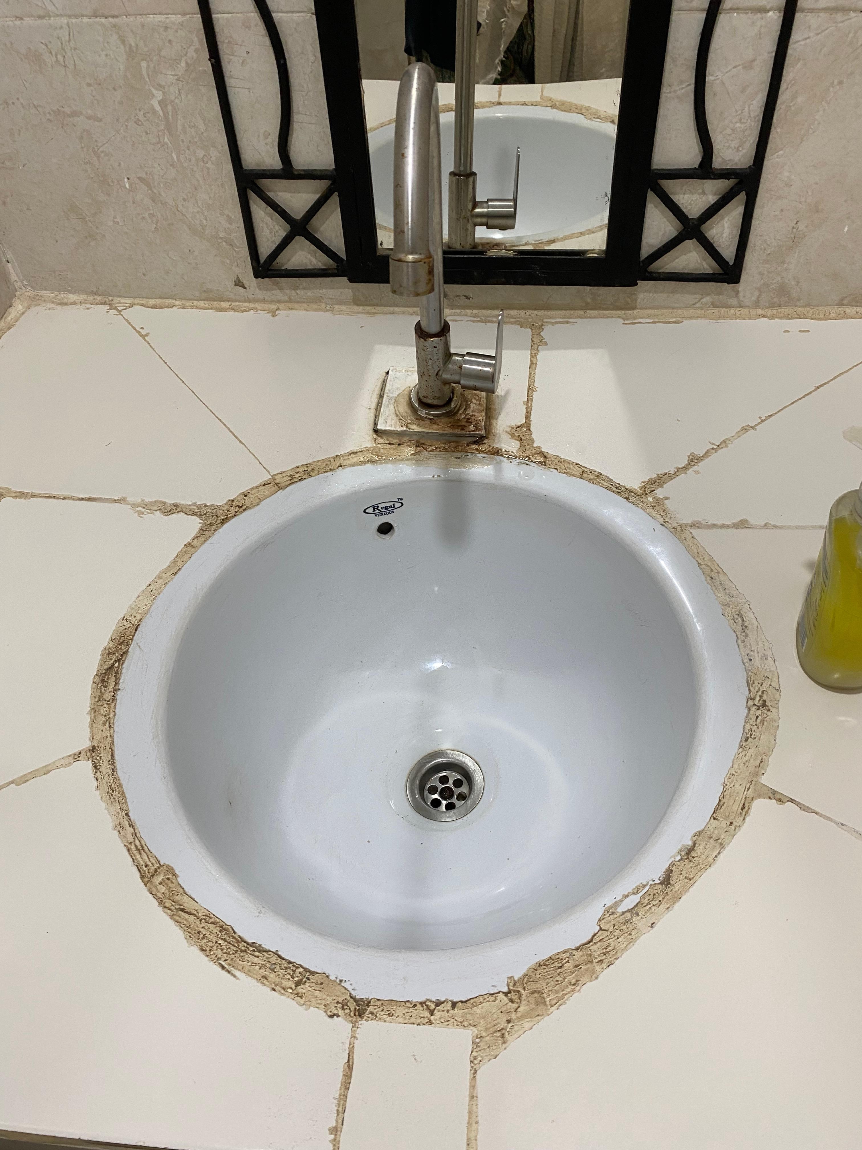 Lavabo du gymnase 