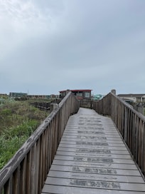 Boardwalk to beqch