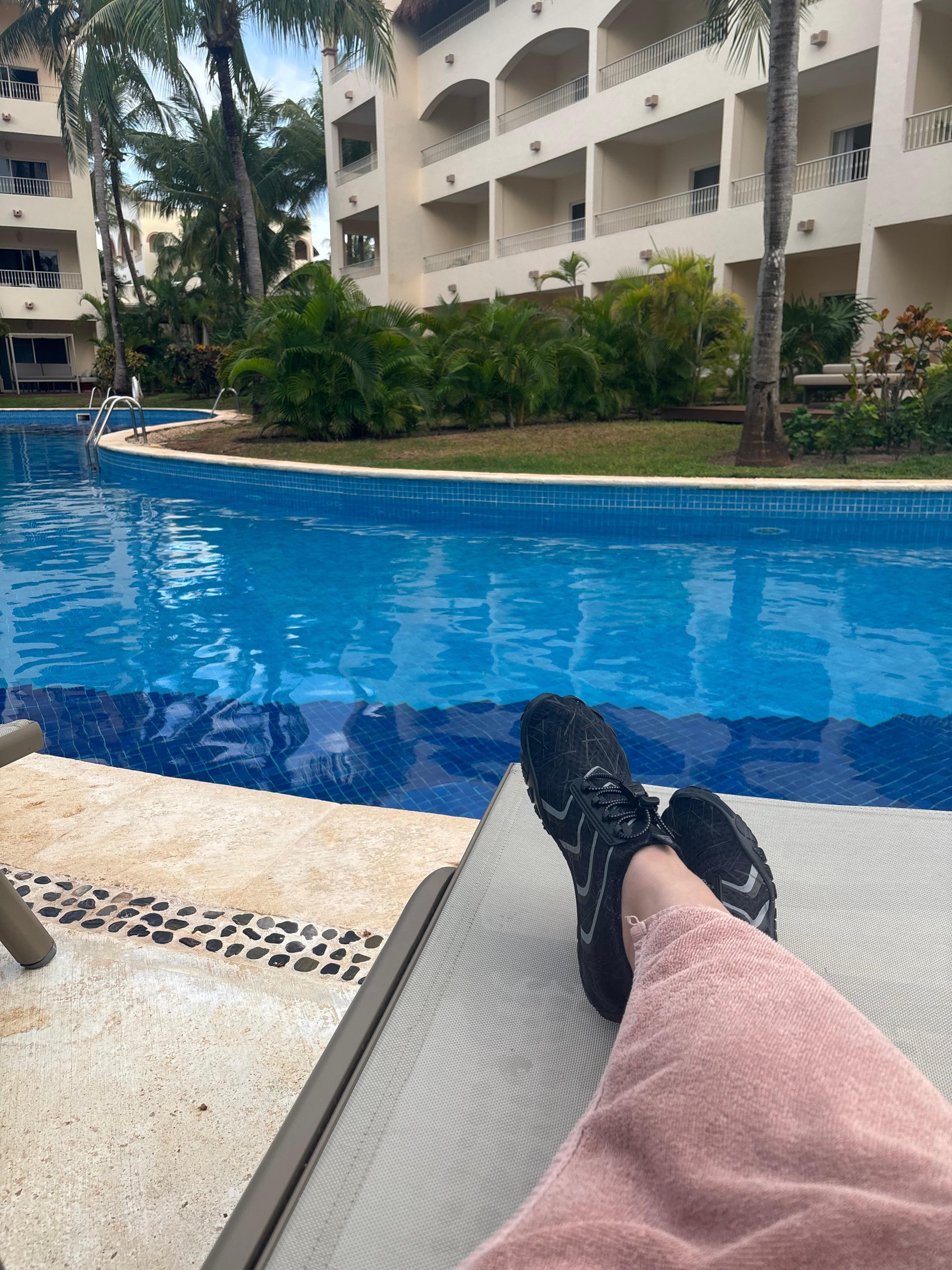 Relaxing poolside day 1 of 6