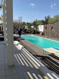 groß und etwas kälter…tief am Ende.