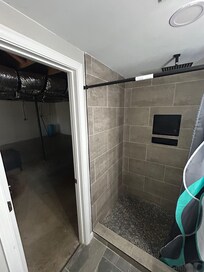 Second bathroom showing it’s in the basement